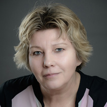 Júlia Király